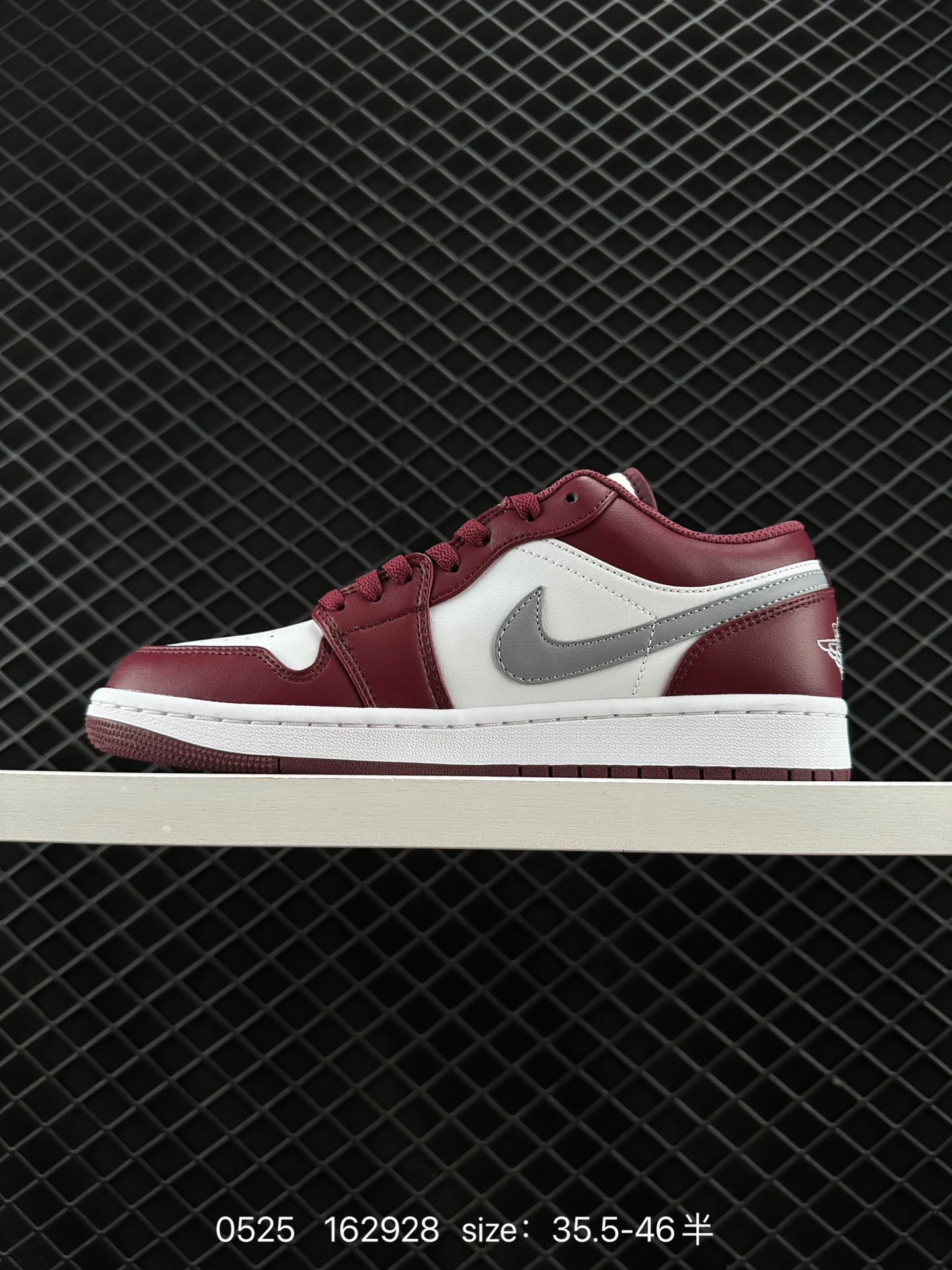 Air Jordan 1 Low AJ1